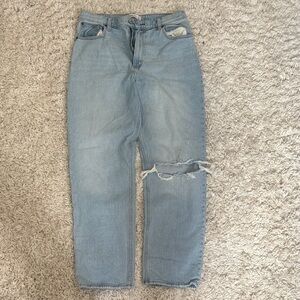 Abercrombie & Fitch Light Blue Cropped Jeans